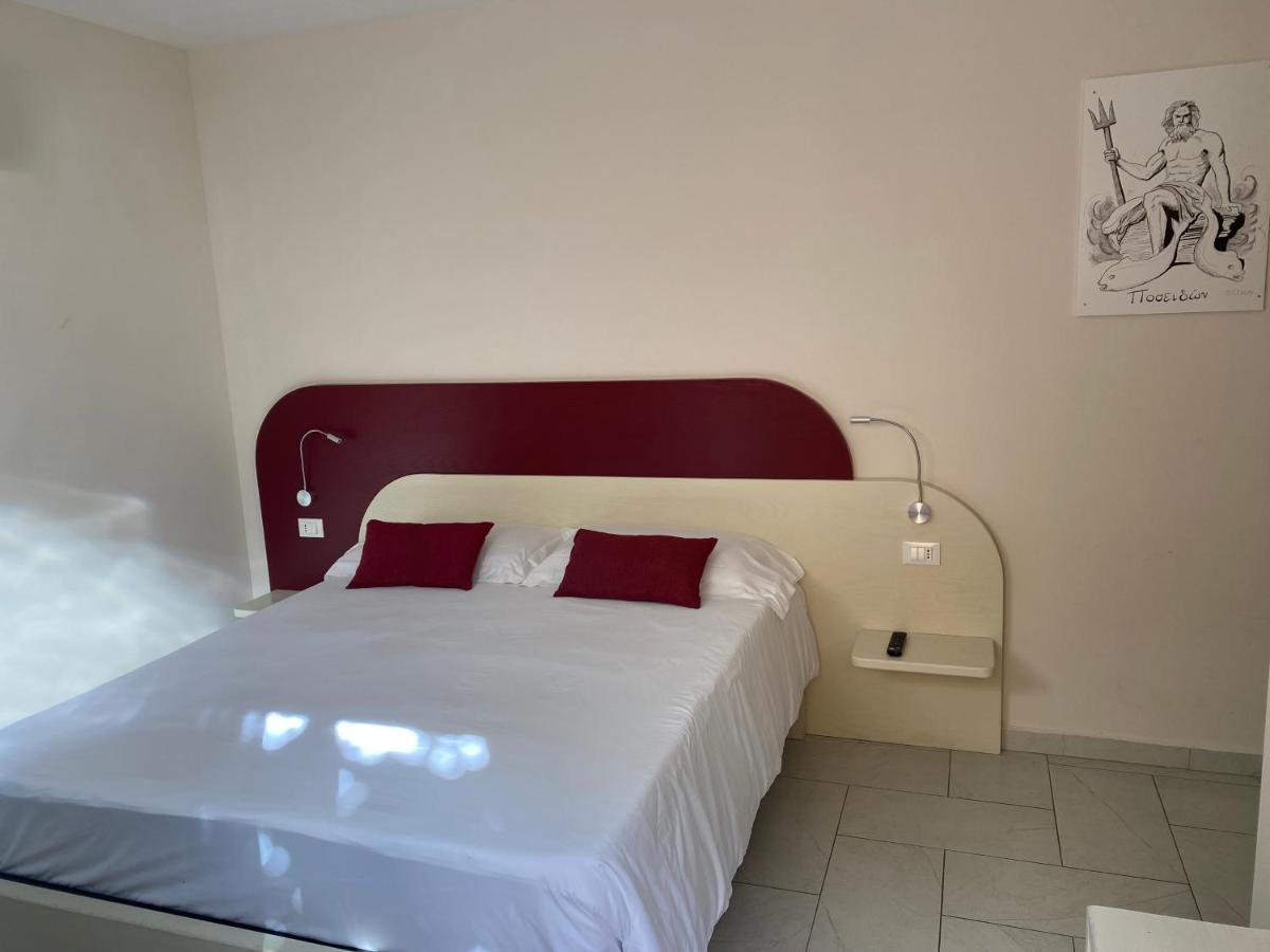 Aether Suites Tropea - Free Private Parking Екстериор снимка