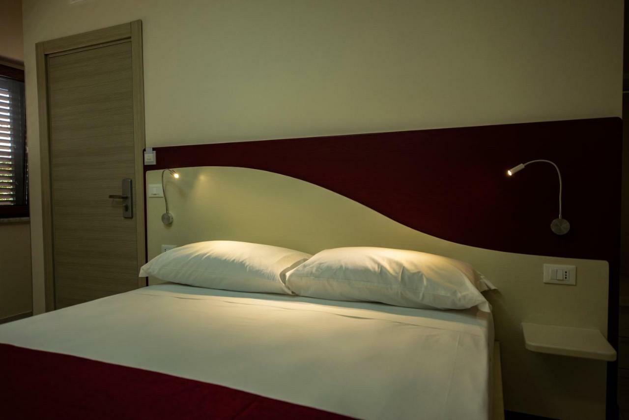Aether Suites Tropea - Free Private Parking Екстериор снимка