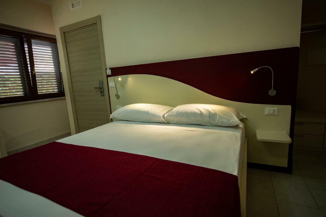 Aether Suites Tropea - Free Private Parking Екстериор снимка