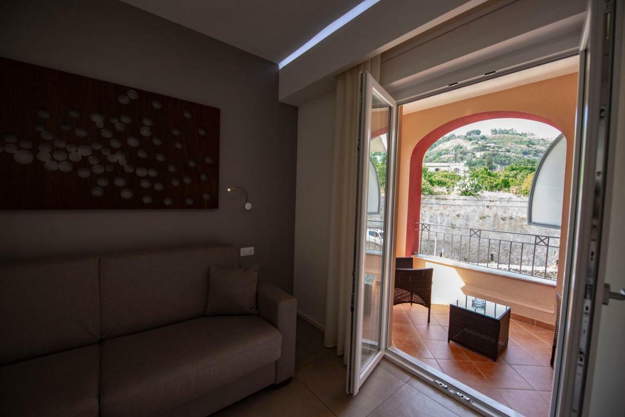 Aether Suites Tropea - Free Private Parking Екстериор снимка